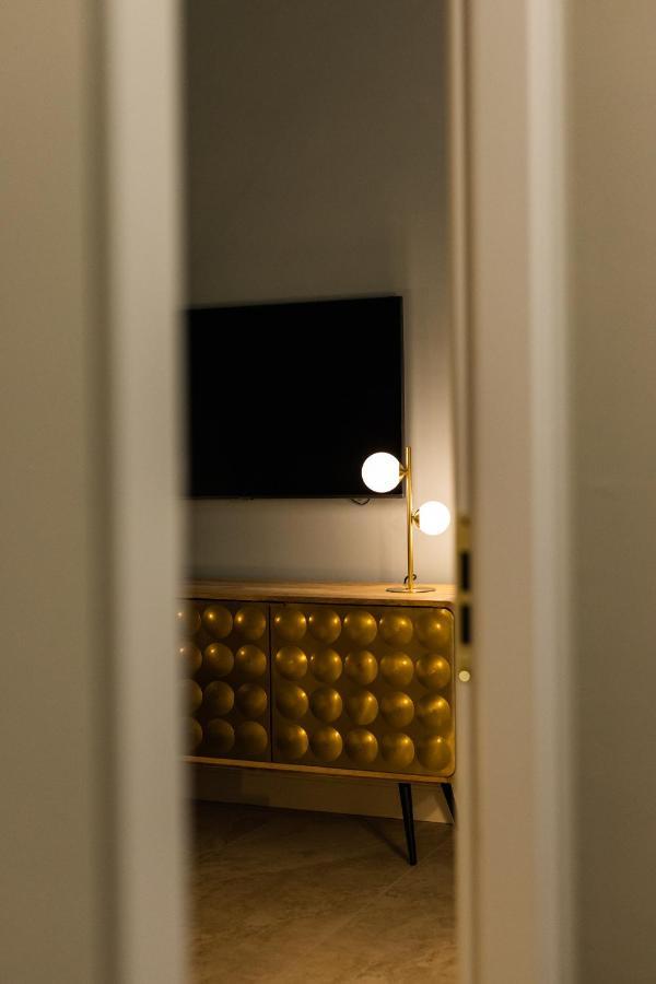 Palazzo Murat Luxury Rooms Arienzo Esterno foto